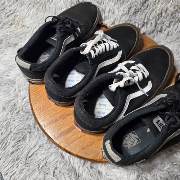 2 Pairs Of Vans Old School Skate Casual And Pro Men Size 9 Black/Grey/White Shoe - Picture 15 of 16